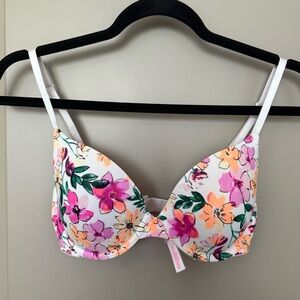 Victoria’s Secret Pink Floral Print Bra 32D